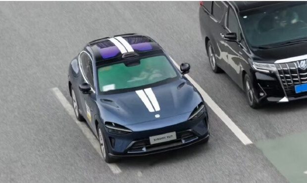 SUV YU7 آینده شیائومی برای داشتن سقف پانوراما متغیر با محافظت از خورشیدی عملی